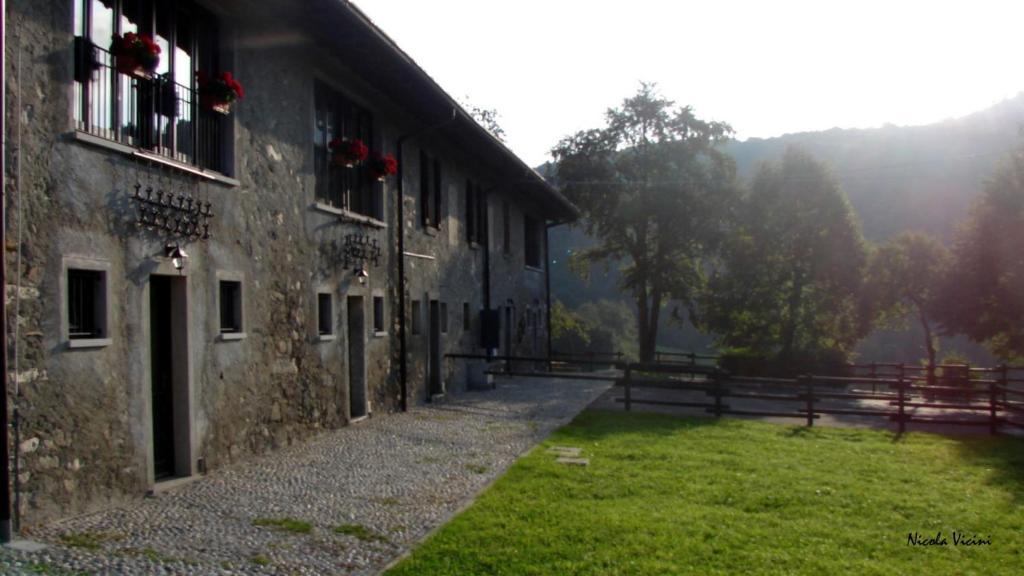 Rifugio Alpetto Di Torno Hostel Sormano Ngoại thất bức ảnh