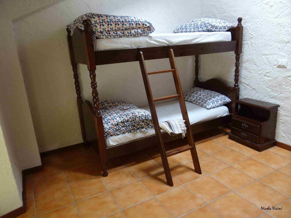 Rifugio Alpetto Di Torno Hostel Sormano Phòng bức ảnh