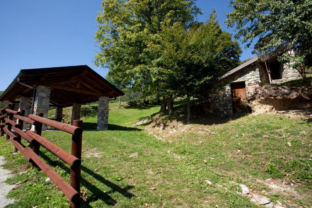 Rifugio Alpetto Di Torno Hostel Sormano Ngoại thất bức ảnh